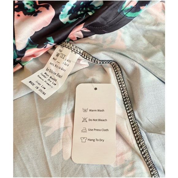 Women’s Plus Long Sleeve Floral High-Waisted Maxi Dress (XXL) NWT - Picture 10 of 10